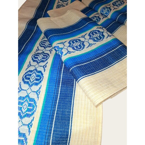 4 Vintage Woven Acrylic Tablecloth Pieces Huge - Picture 6 of 7